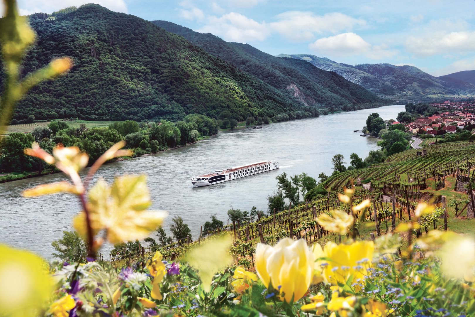 Exterior view of S.S. Maria Theresa in Wachau